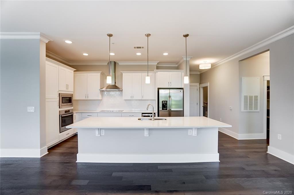 830 Providence Road, Unit 302 Charlotte, NC 28207 - Photo 6 of 43