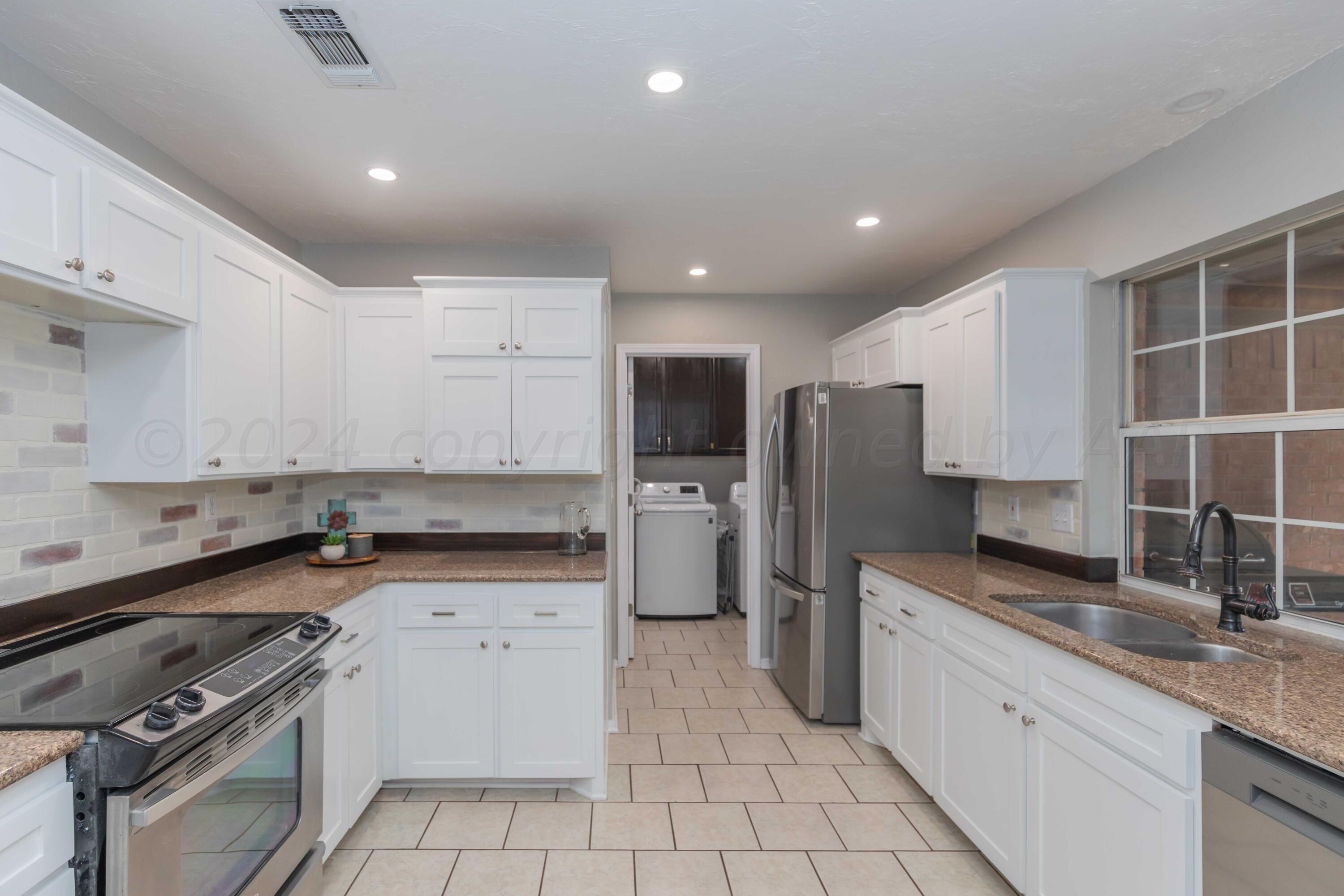 6706 Brandon Road Amarillo, TX 79109 - Photo 12 of 37 KITCHEN