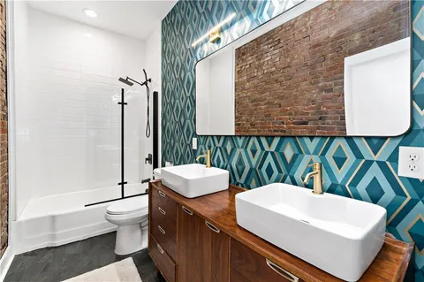 $369,000 | 172 Lodi Way, Pittsburgh, PA 15201