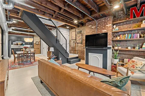 $369,000 | 172 Lodi Way, Pittsburgh, PA 15201