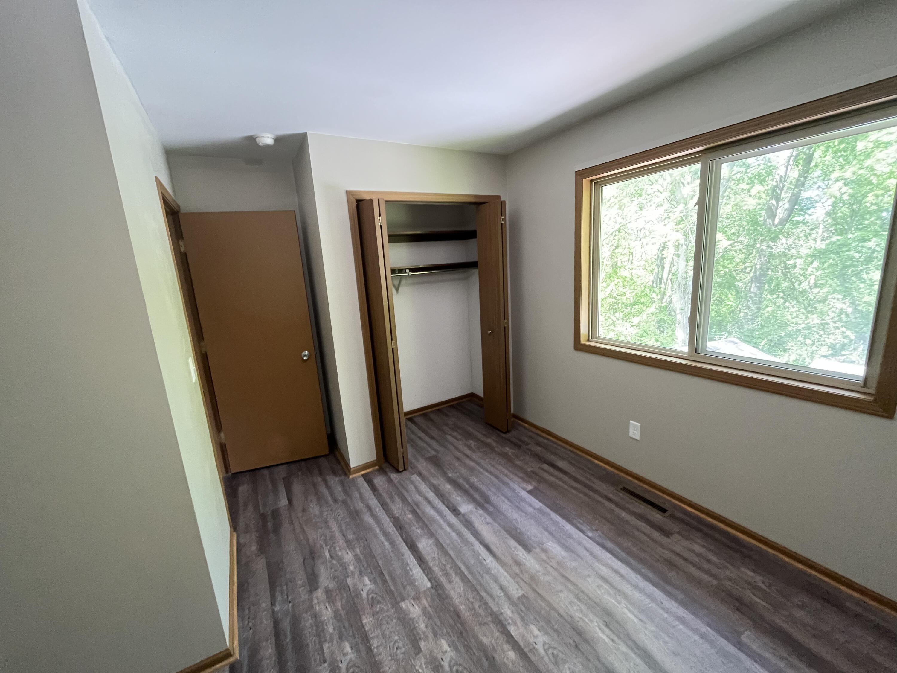 6940 Shattuck Road Saginaw, MI 48603 - Photo 9 of 19 IMG_5885