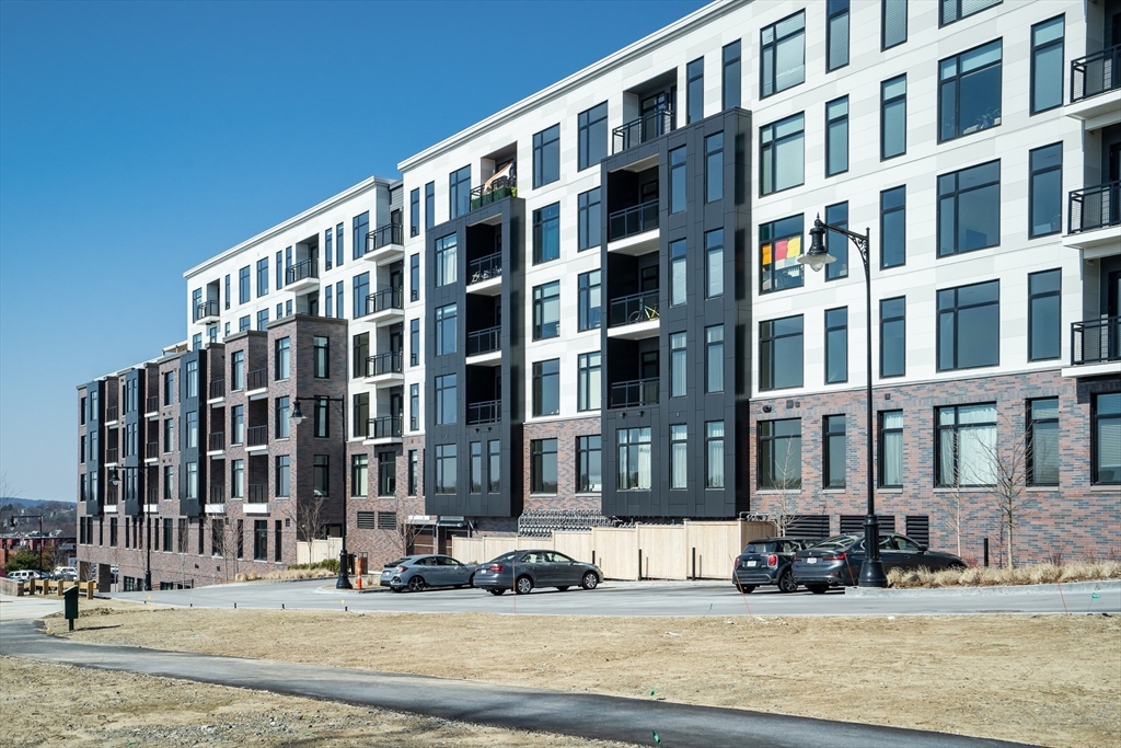 191 Washington Street, Unit 421 Boston, MA 02135 - Photo 41 of 42