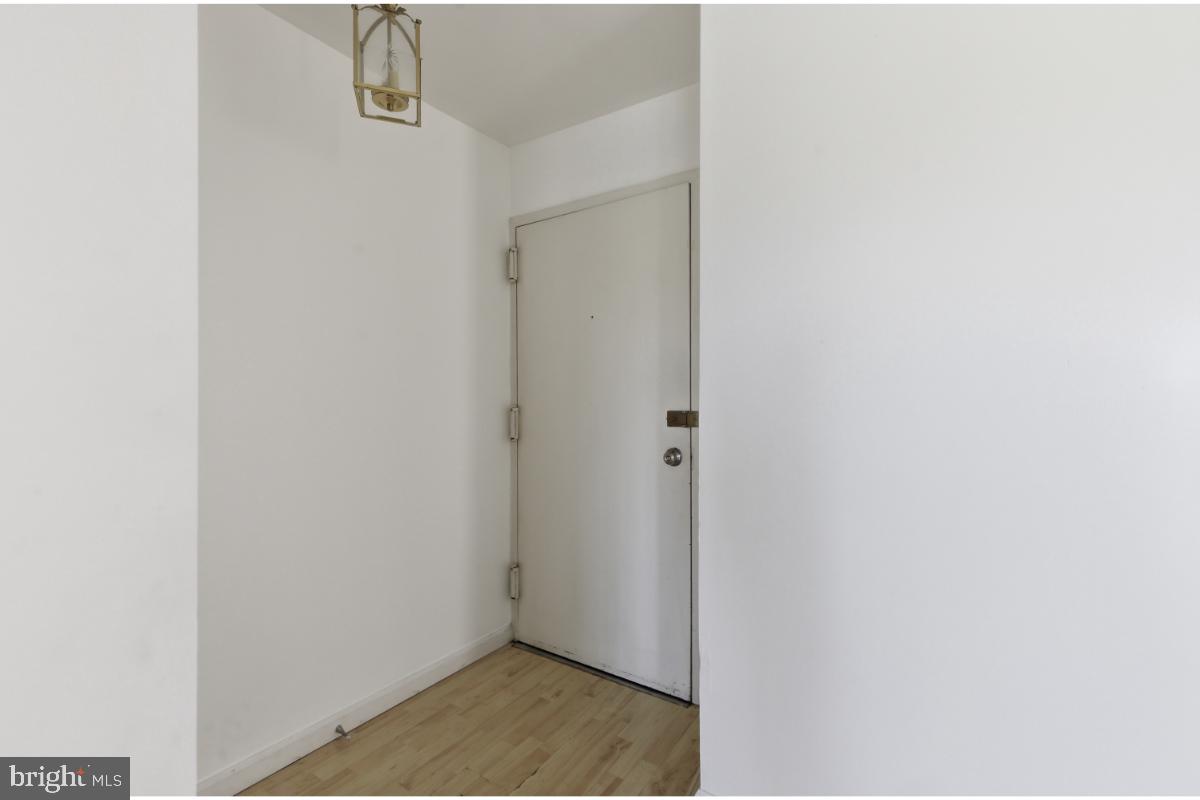 1403 Key Parkway, Unit 201 Frederick, MD 21702 - Photo 2 of 20 a view of small space