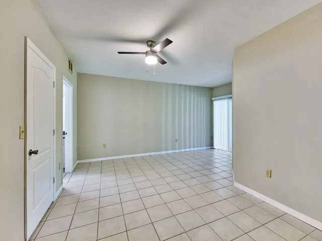 $219,000 | 108 Southwest Peacock Boulevard, Unit 5103, Port St. Lucie, FL 34986