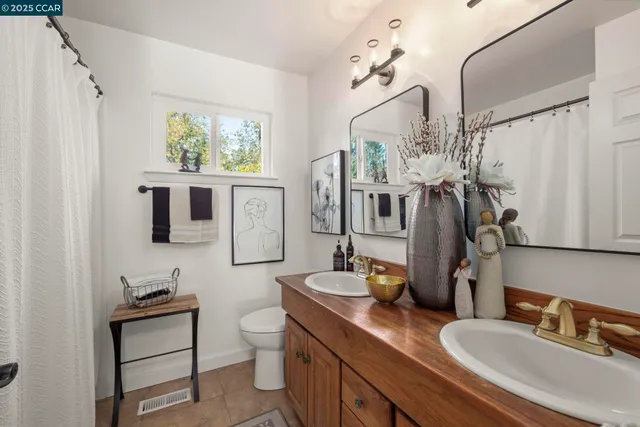 $934,950 | 41 Mt Shasta Place, Clayton, CA 94517