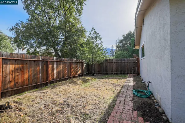 $934,950 | 41 Mt Shasta Place, Clayton, CA 94517