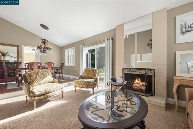 $934,950 | 41 Mt Shasta Place, Clayton, CA 94517