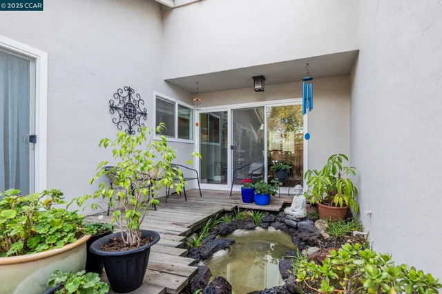 $934,950 | 41 Mt Shasta Place, Clayton, CA 94517