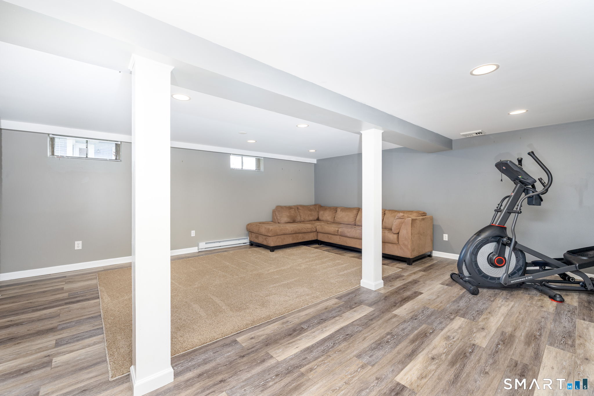5 Dalewood Road Newington, CT 06111 - Photo 23 of 38