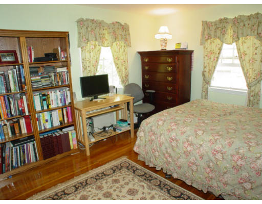 20 Rocky Hill Road Andover, MA 01810 - Photo 17 of 22 Gallery Image 17
