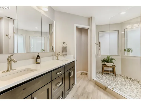 $899,999 | 10941 Southwest Matzen Drive, Wilsonville, OR 97070