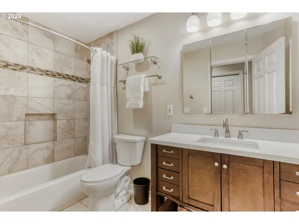 $899,999 | 10941 Southwest Matzen Drive, Wilsonville, OR 97070