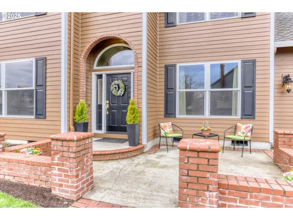 $899,999 | 10941 Southwest Matzen Drive, Wilsonville, OR 97070