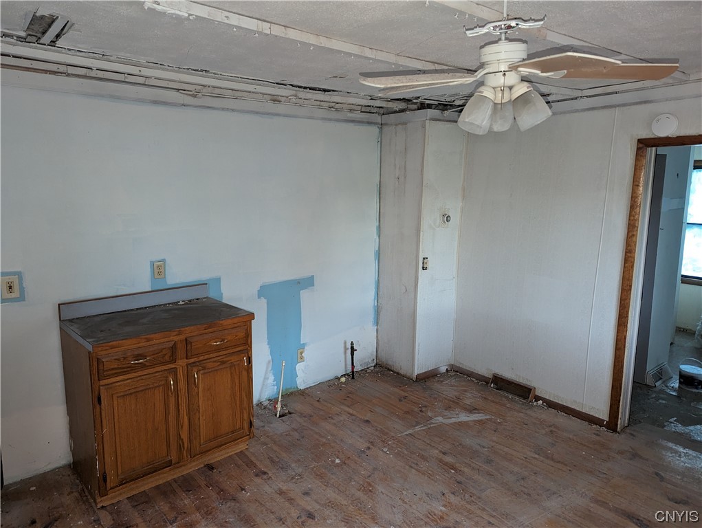 348 Maple Street Oneida, NY 13421 - Photo 9 of 19