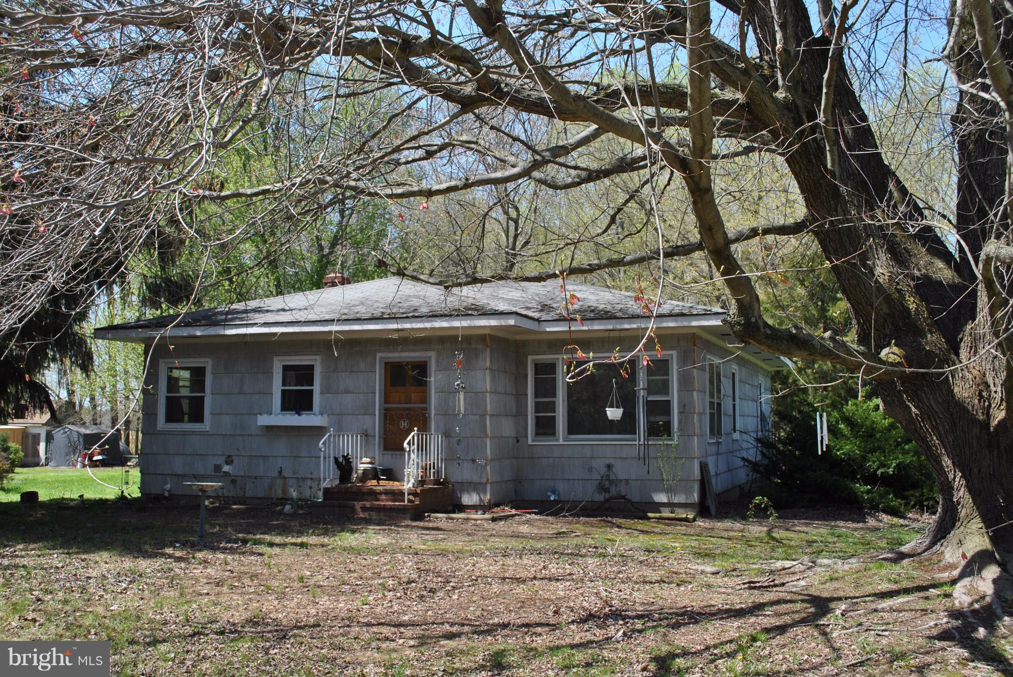 5228 Skinners Neck Road Rock Hall, MD 21661 - Photo 2 of 2 Exterior (General)