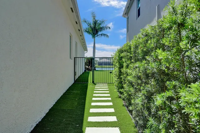 $1,350,000 | 7650 Francisca Club Lane, Delray Beach, FL 33446