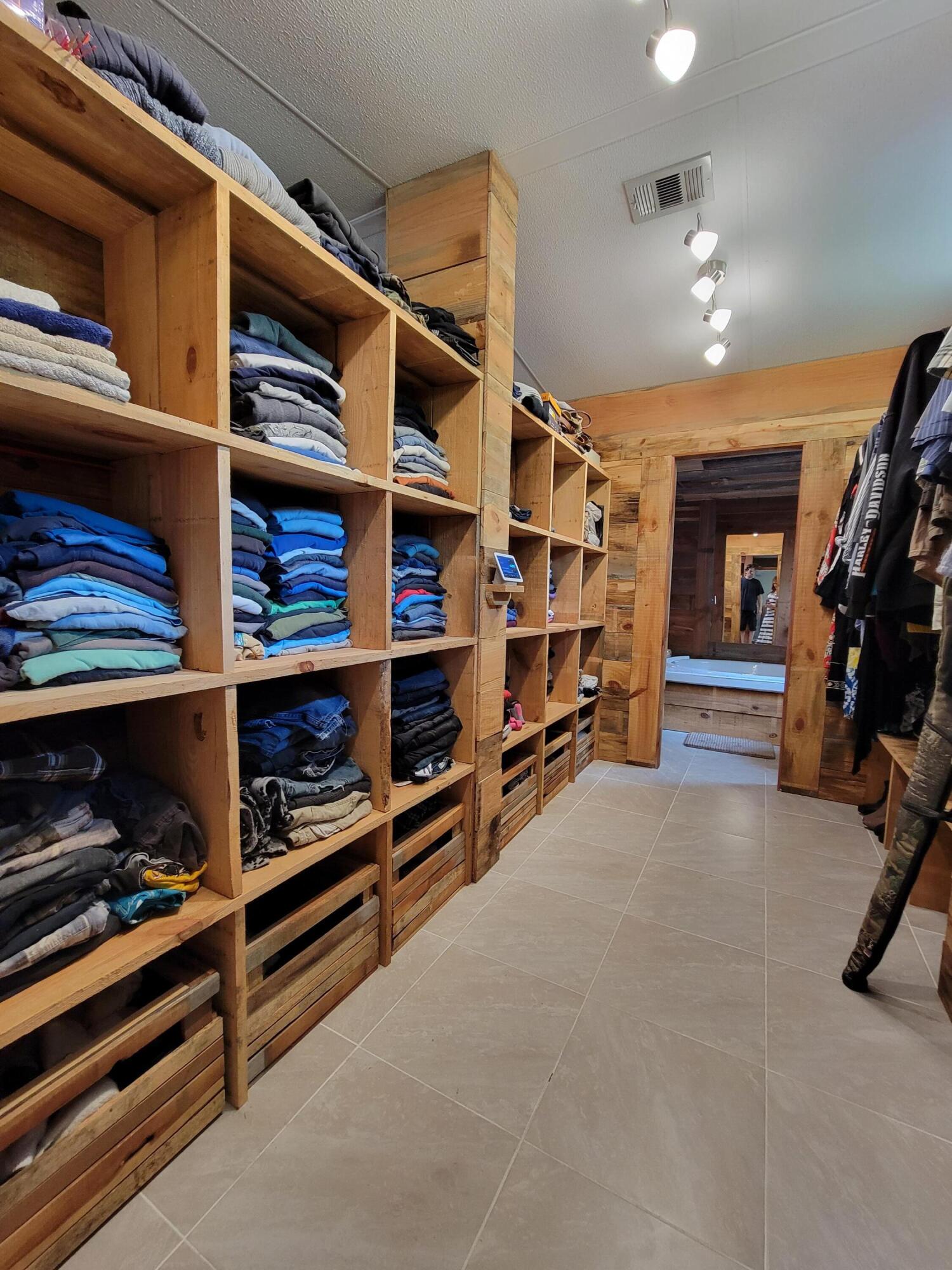 1374 Rock Hill Road DeFuniak Springs, FL 32435 - Photo 21 of 29 Custom Closet