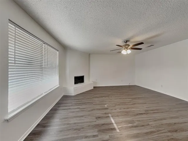 $1,676 | 733 Admiralty Way, Fort Worth, TX 76108