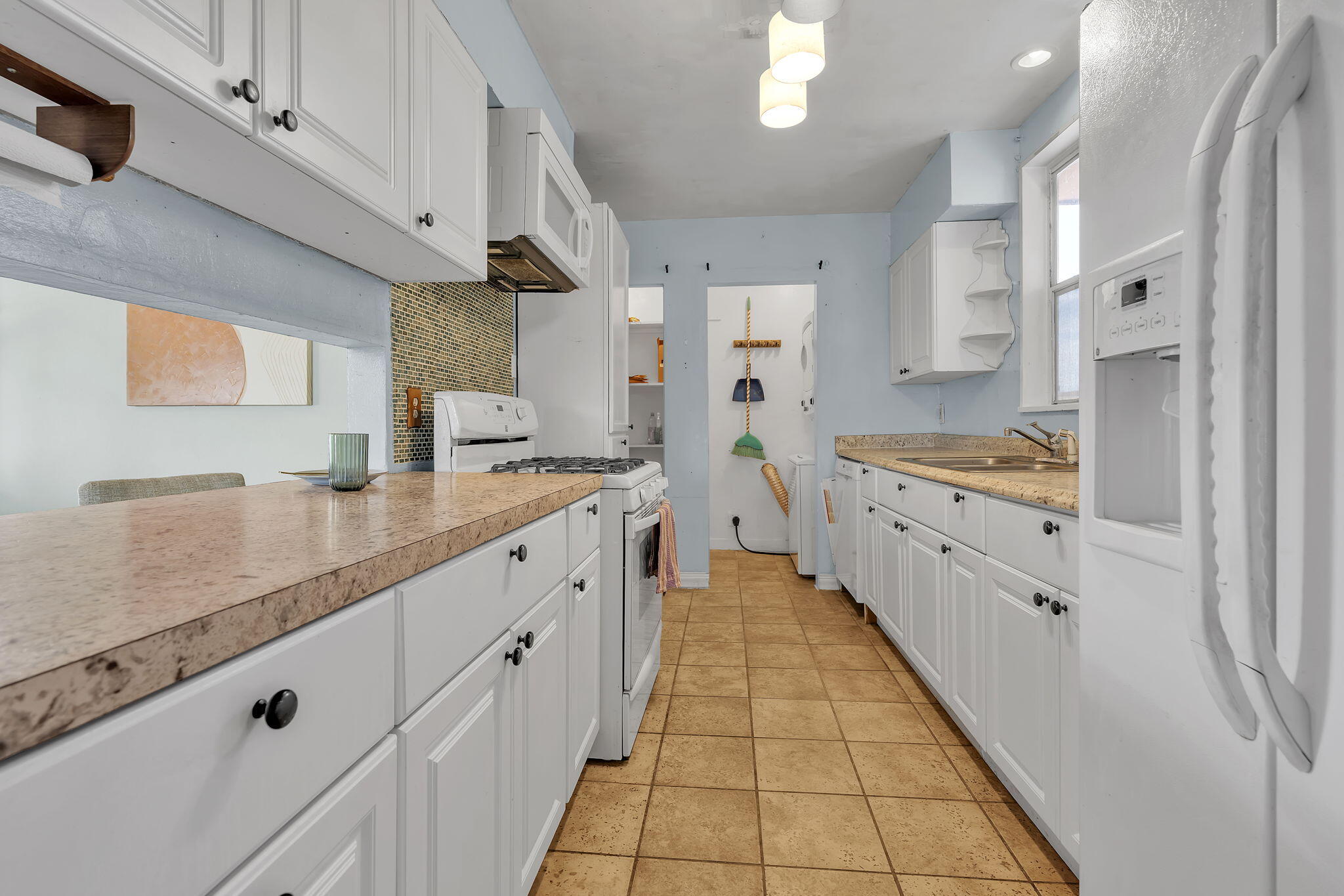 5008 Redlands Road Northwest Albuquerque, NM 87120 - Photo 13 of 32 Gallery Image 13