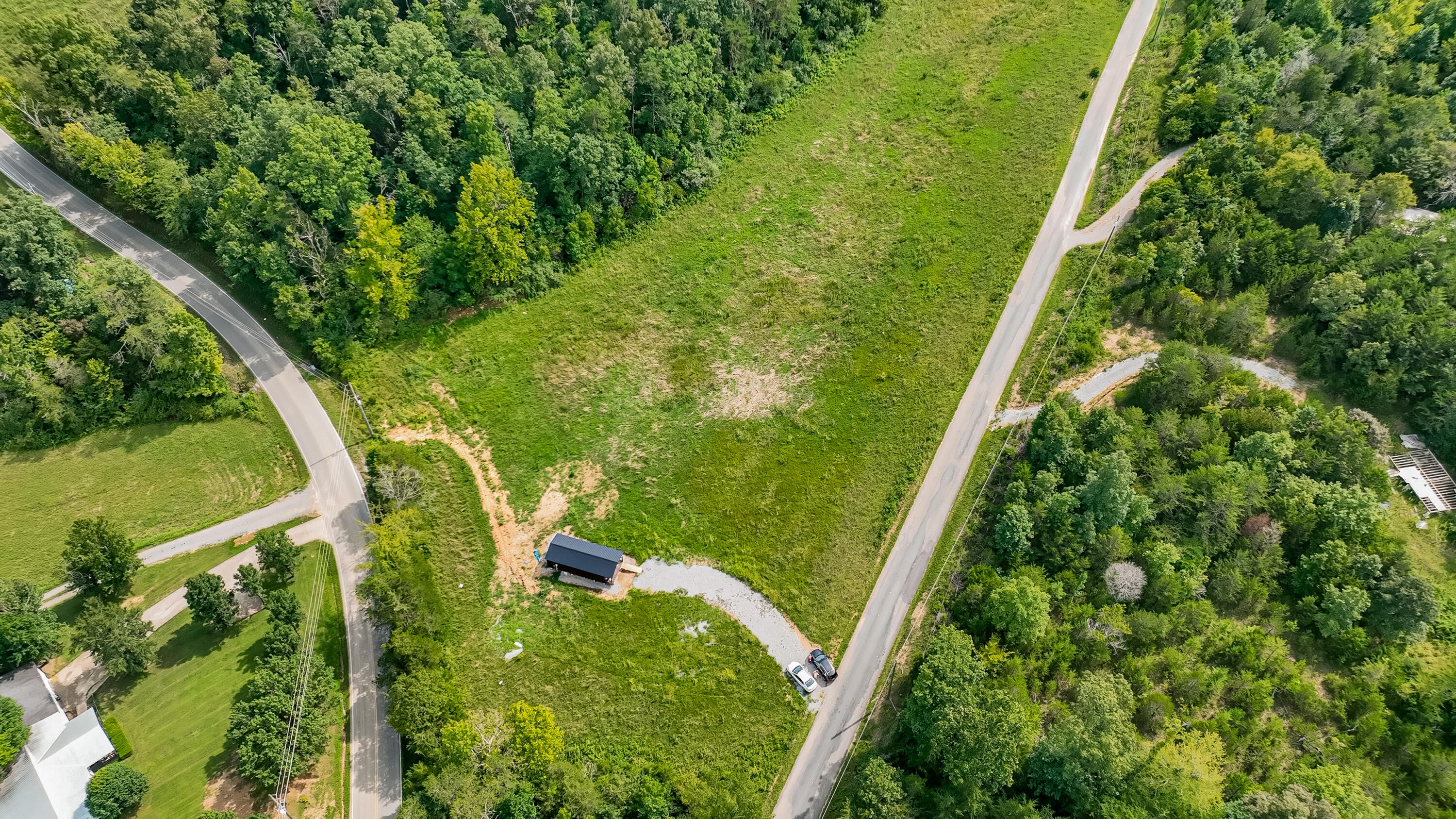 125 Shaddon Road, Unit 4 Tellico Plains, TN 37385 - Photo 9 of 17 drone picture