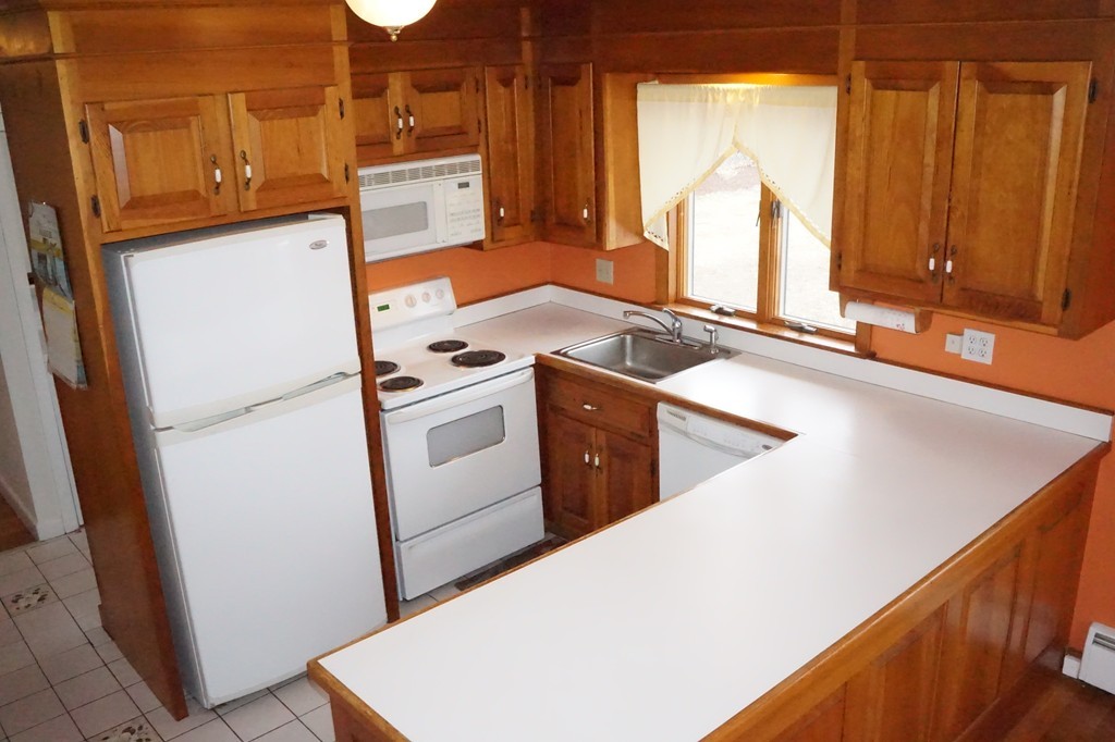110 Great Road Maynard, MA 01754 - Photo 3 of 30