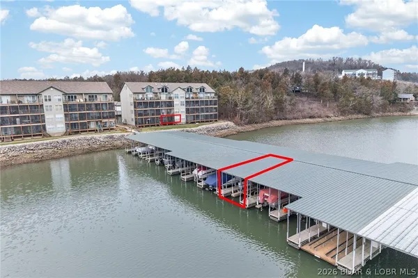 $295,000 | 159 Cedar Glen Court, Unit 1C, Camdenton, MO 65020