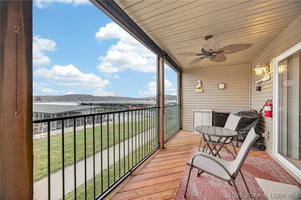 $295,000 | 159 Cedar Glen Court, Unit 1C, Camdenton, MO 65020