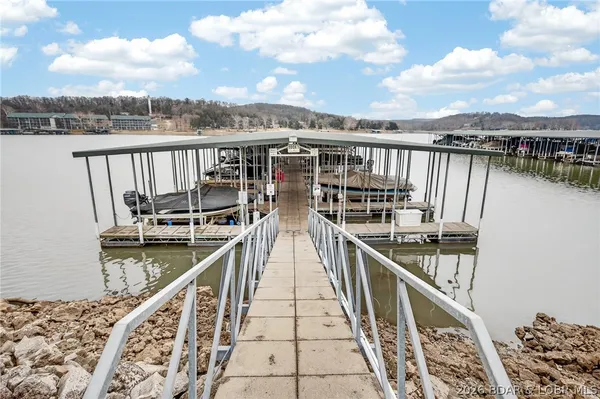 $295,000 | 159 Cedar Glen Court, Unit 1C, Camdenton, MO 65020