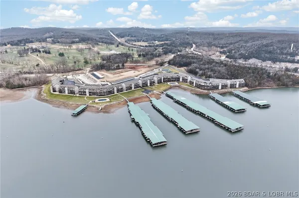 $295,000 | 159 Cedar Glen Court, Unit 1C, Camdenton, MO 65020