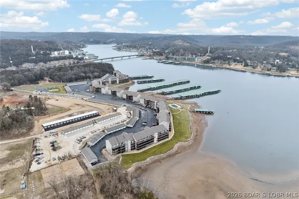 $295,000 | 159 Cedar Glen Court, Unit 1C, Camdenton, MO 65020