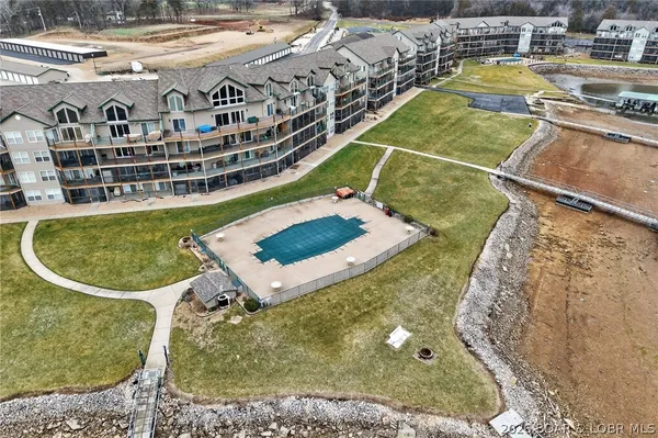 $295,000 | 159 Cedar Glen Court, Unit 1C, Camdenton, MO 65020