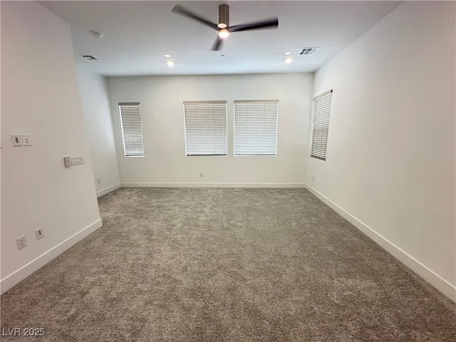 $3,000 | 350 Tigullio Avenue, Henderson, NV 89011