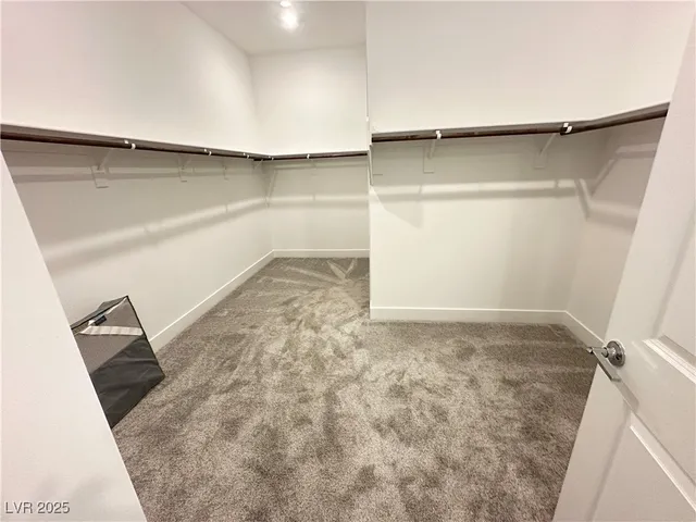 $3,000 | 350 Tigullio Avenue, Henderson, NV 89011