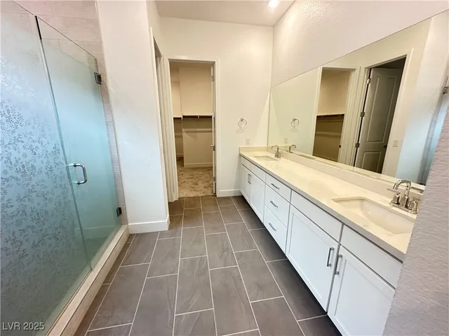 $3,000 | 350 Tigullio Avenue, Henderson, NV 89011