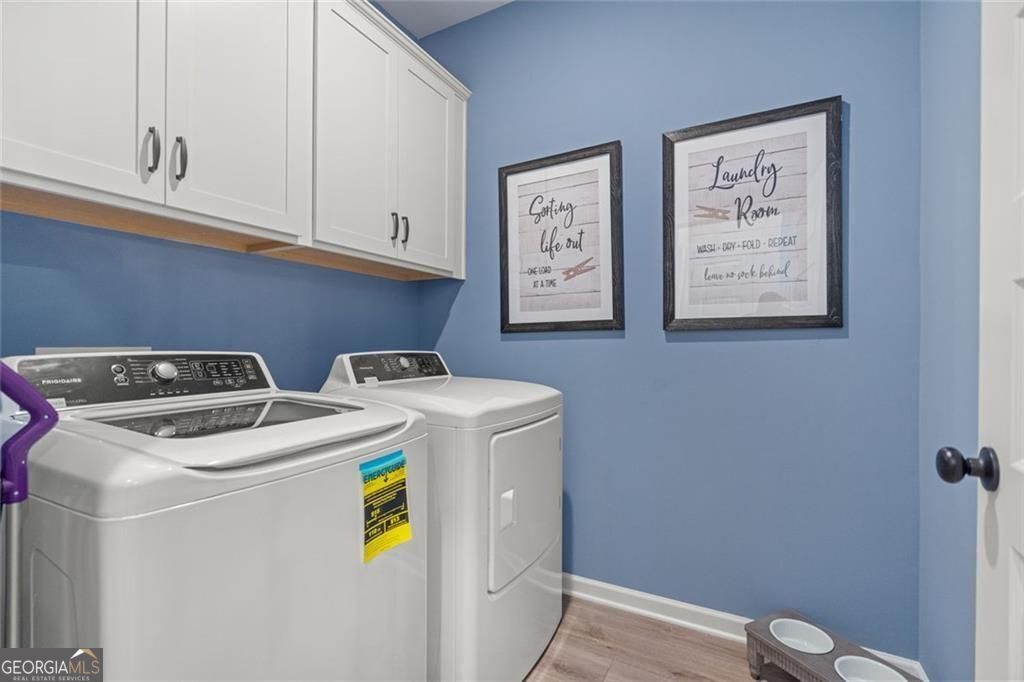 200 Roy Drive Calhoun, GA 30701 - Photo 18 of 29 a utility room with dryer and washer