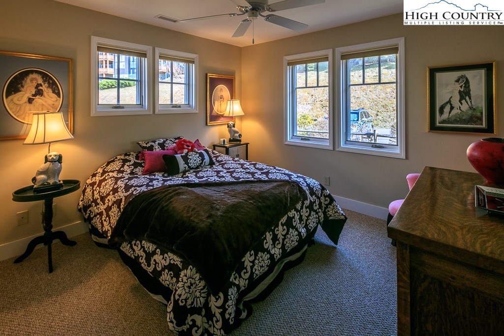 964 Ridge Haven Parkway, Unit R1422 Banner Elk, NC 28604 - Photo 18 of 30 Gallery Image 18