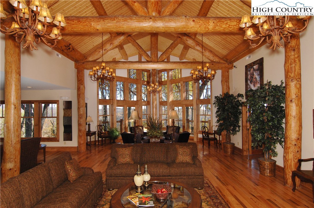 964 Ridge Haven Parkway, Unit R1422 Banner Elk, NC 28604 - Photo 22 of 30 Gallery Image 22