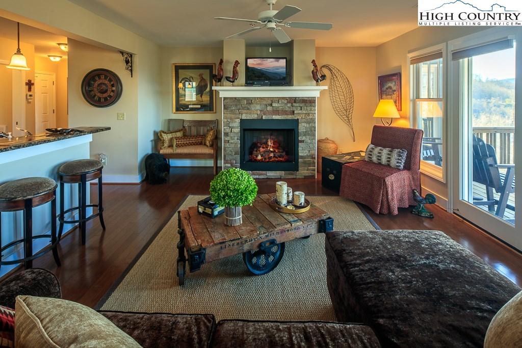 964 Ridge Haven Parkway, Unit R1422 Banner Elk, NC 28604 - Photo 3 of 30 Gallery Image 3