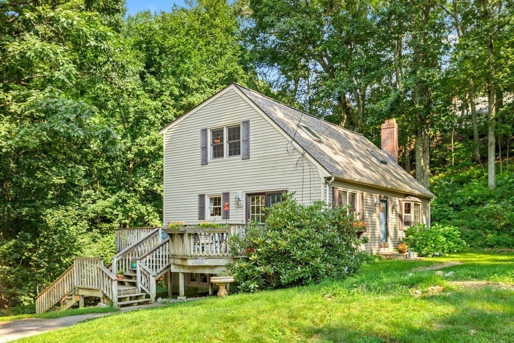 160 Walnut Road Wrentham, MA 02093 - Photo 1 of 32 Gallery Image 1