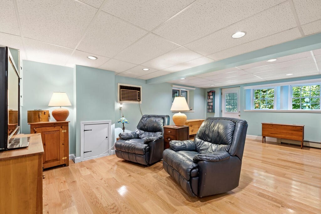 160 Walnut Road Wrentham, MA 02093 - Photo 26 of 32 Gallery Image 26