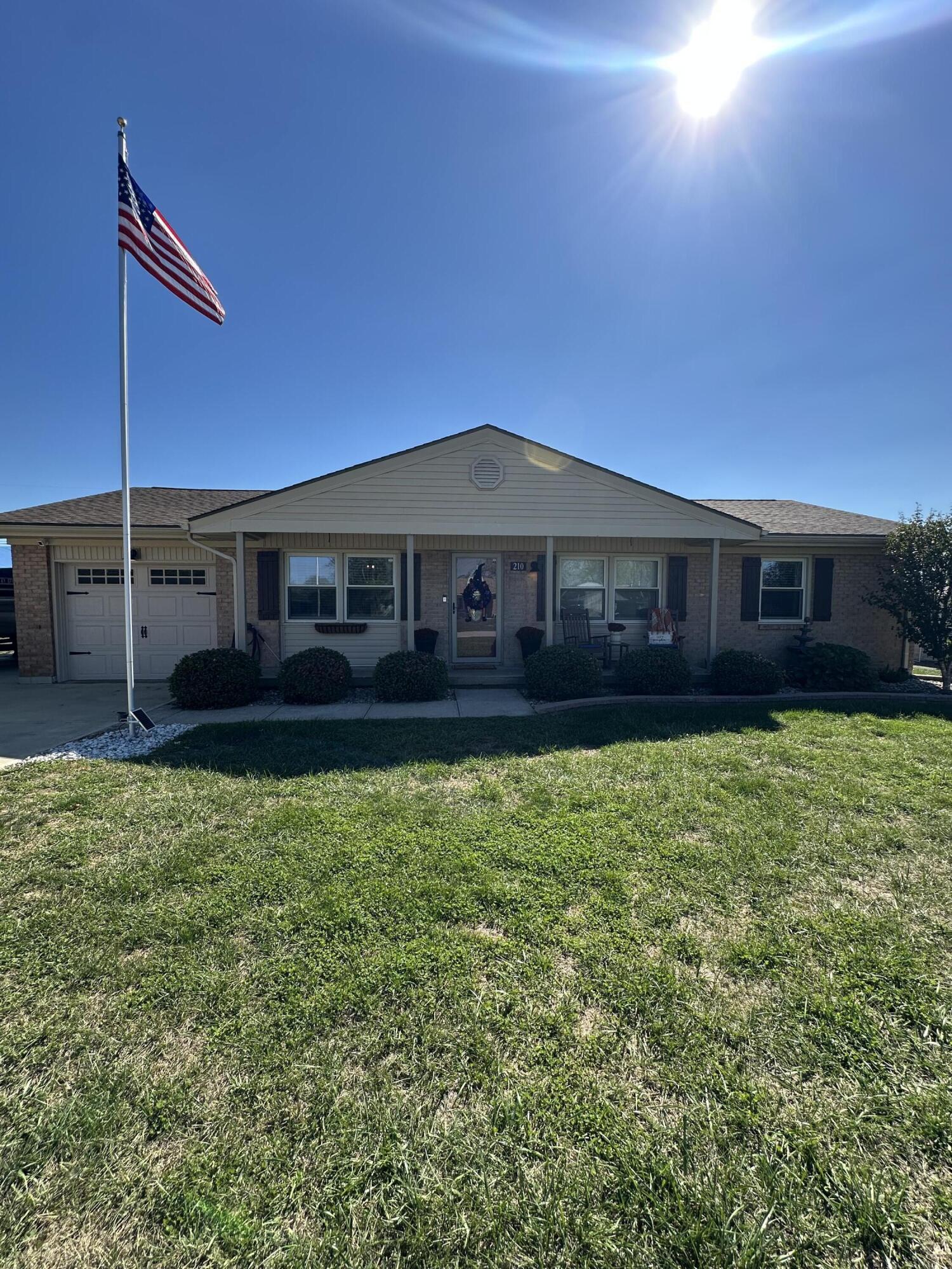 210 Ruth Drive Richmond, KY 40475 - Photo 2 of 33 IMG_1470