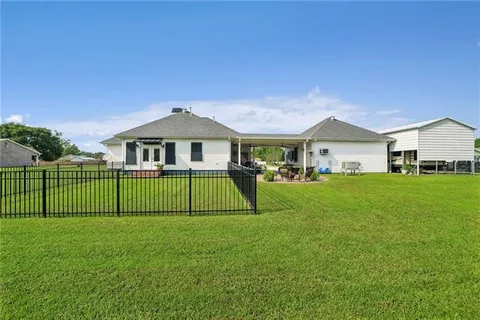 $530,000 | 10141 Chenevert Road, Waggaman, LA 70094