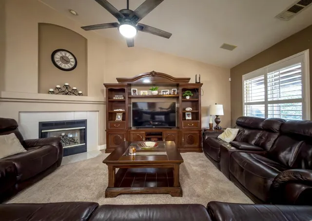 $419,000 | 3440 South Martin Court, Visalia, CA 93277