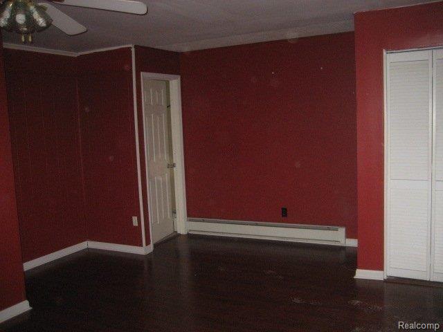 57113 Place Road New Haven, MI 48048 - Photo 3 of 6 57111 Living room.JPG