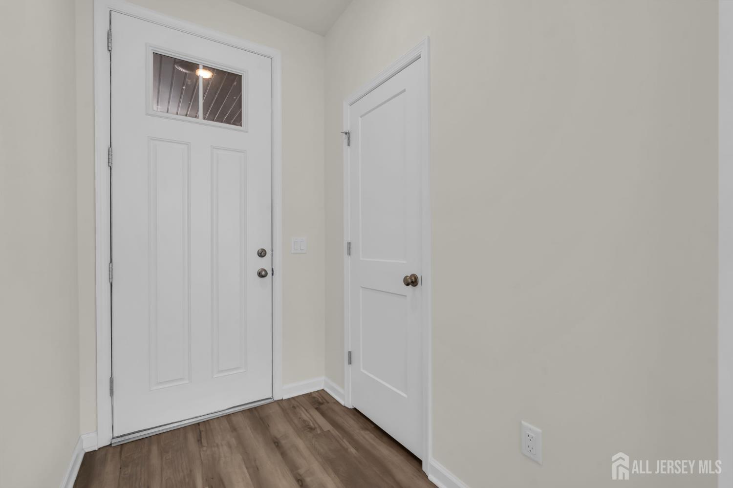 734 Station Road Dunellen, NJ 08812 - Photo 9 of 40 Gallery Image 9