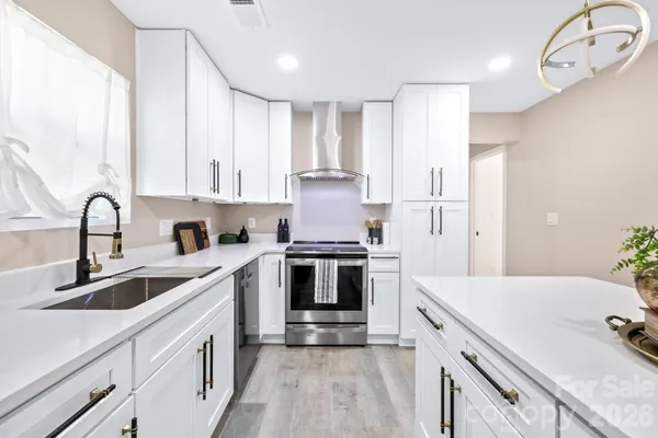 $330,000 | 2243 Drive Inn Road, Lincolnton, NC 28092