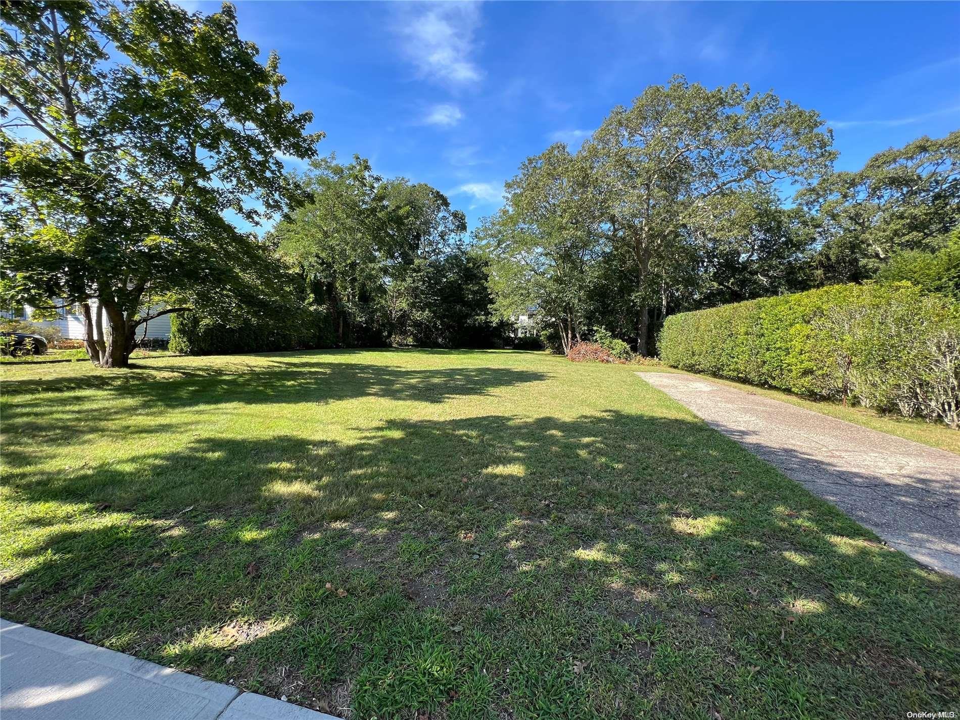 .26 vacant land in Bellport Village