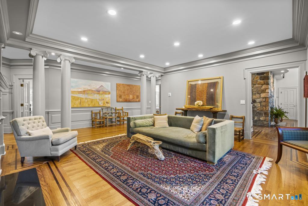 347 Nod Hill Road Wilton, CT 06897 - Photo 12 of 39 Gallery Image 12