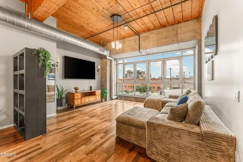 $815,000 | 530 South Hewitt Street, Unit 426, Los Angeles, CA 90013