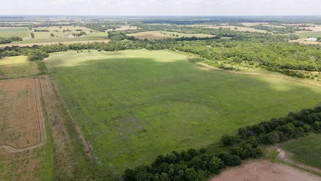 $848,000 | 0 Southwest 90th Lane, Liberal, MO 64762